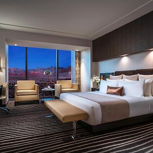Luxury King Room